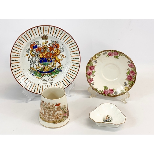 518 - 4 pieces of pottery. A Doulton Burslem Queen Victoria commemorative dish 1890. A King Edward VII 190... 