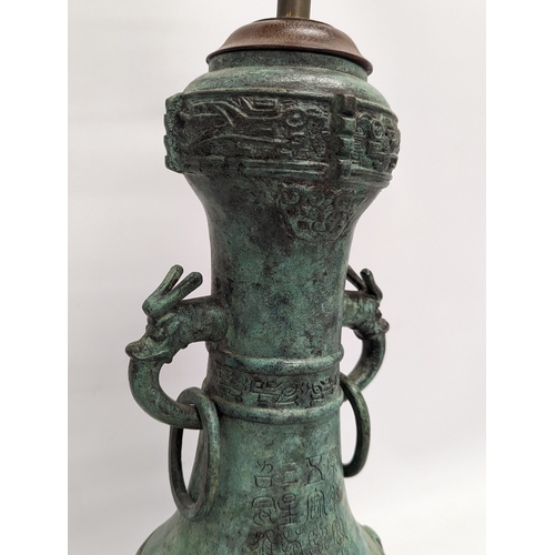 284 - A large vintage Chinese style table lamp