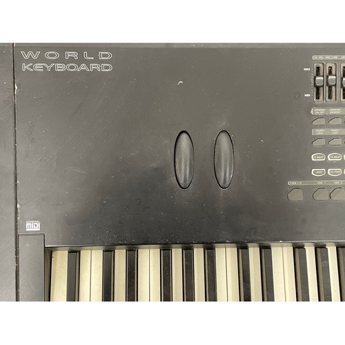 304 - A Gem SK 880 World Keyboard. By General Music. 135cm