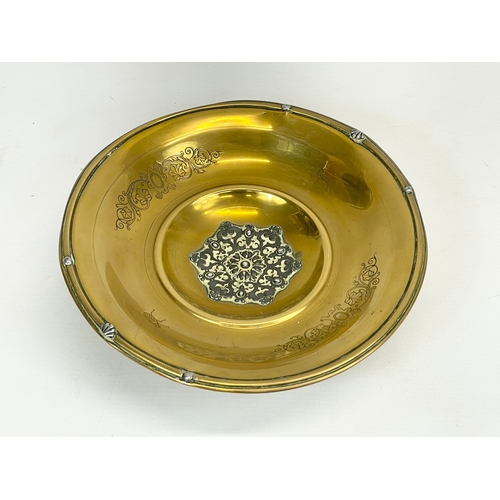 570 - A vintage WMF brass bowl. 25 x 7.5cm