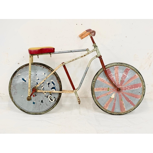 16 - A vintage 1950’s Clown Carnival Bike. 150cm.