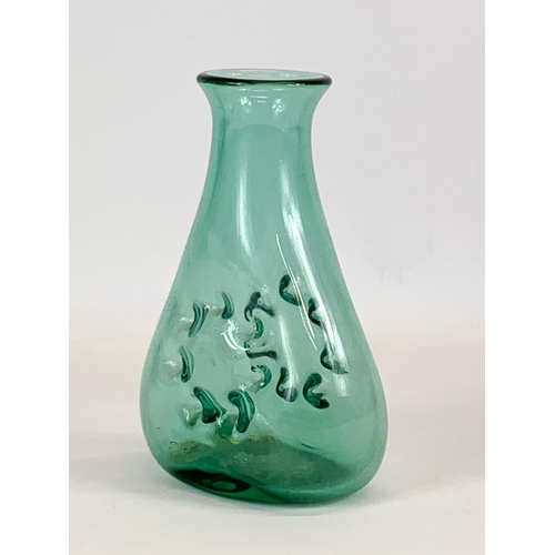 440 - A Whitefriars vase, by Geoffrey Baxter. 13 x 19.5cm