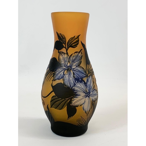 478 - An Emile Galle style vase. Reproduction. 17cm