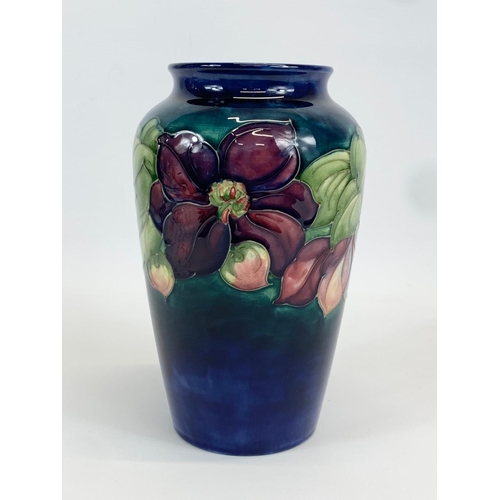 395 - A signed vintage Moorcroft Pottery 