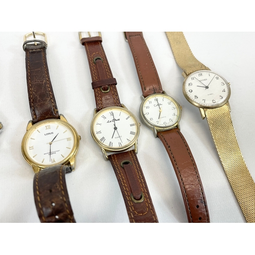 591 - A collection of watches.