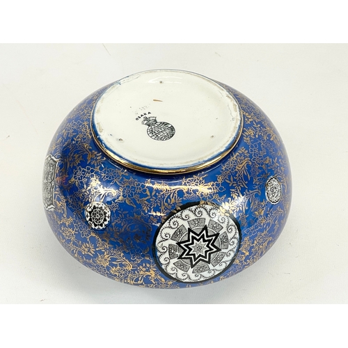 428 - A JKL Fenton “Osaka” porcelain pot. 18 x 11cm.