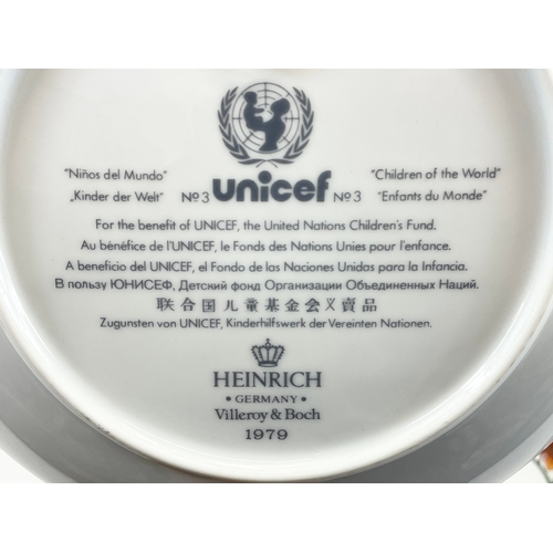 446 - A collection of 9 “Children of the World” plates, by Heinrich Villeroy & Boch. UNICEF. Largest measu... 