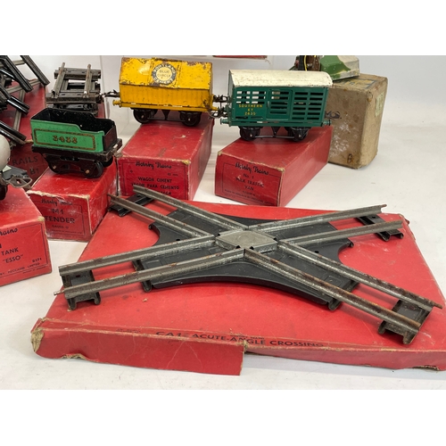 60 - A quantity of vintage Hornby Trains tracks and carriages etc. including a 501 Locomotive, Flat Truck... 