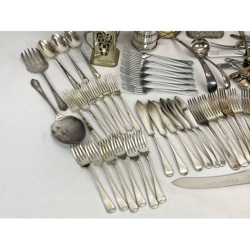 471 - A quantity of good quality silver plated cutlery and other silver plate. Some stainless.