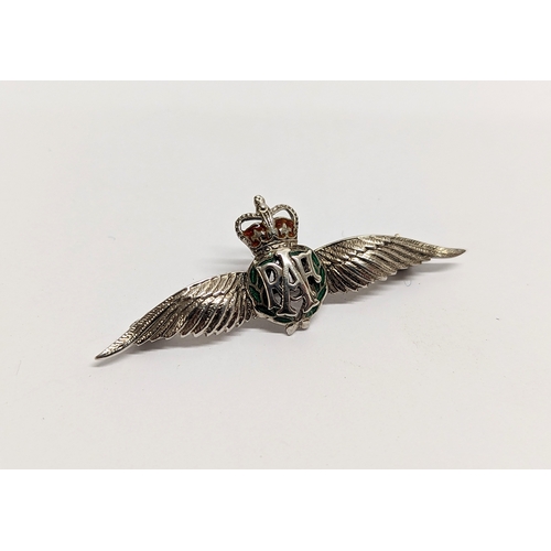 575 - An silver RAF Sweetheart brooch