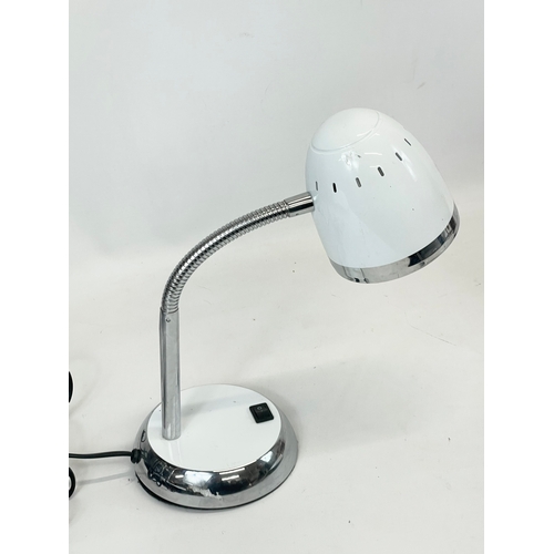 76 - An anglepoise desk lamp. 34cm