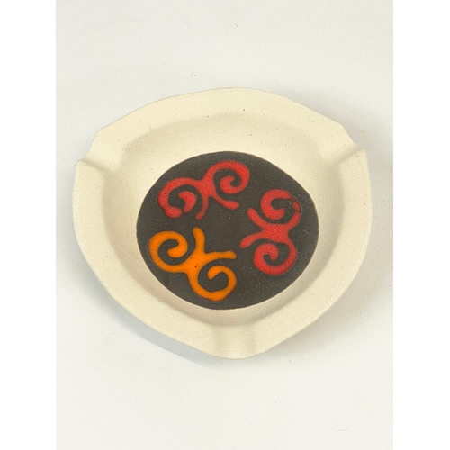 478 - A West German Mid Century pottery ashtray. 467-15. 15cm