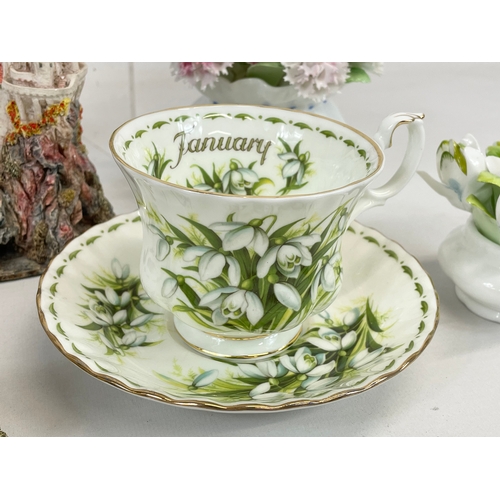 660 - A collection of pottery. Royal Albert Flower of the Month Series Snowdrops cup and saucer, 3 pieces ... 