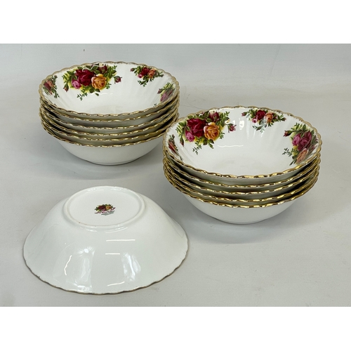 663 - A quantity of Royal Albert Old Country Roses dinnerware. 12 salad plates 20.5cm, a tureen 29cm, 12 s... 