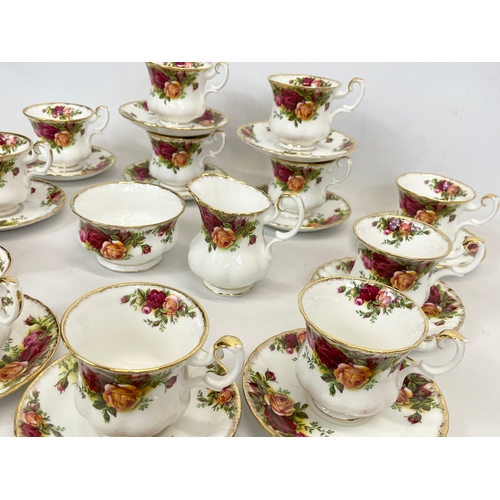 664 - A 26 piece Royal Albert Old Country Roses coffee set. Saucers measure 12cm