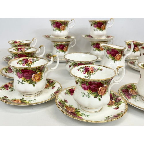 664 - A 26 piece Royal Albert Old Country Roses coffee set. Saucers measure 12cm