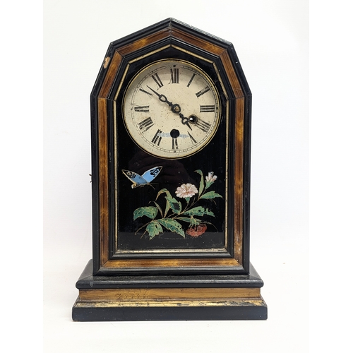 167 - A late Victorian mantle clock