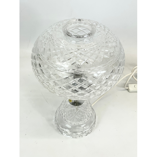 647 - A large Tyrone Crystal table lamp. 38 x 26cm