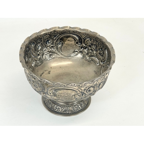 602 - A 19th century silver bowl. London. 371 grams. 18 x 12cm