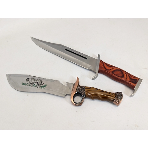 200 - A Rambo III First Blood hunting knife with other hunting knife