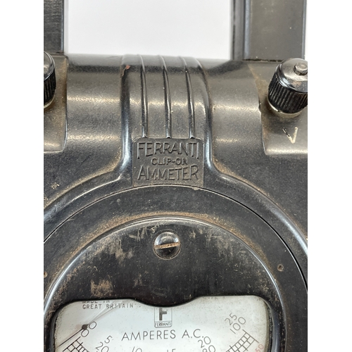 233 - A vintage Ferranti Ammeter and an Evershed & Vignoles LTD 500 volt Megger insulation tester. Both in... 