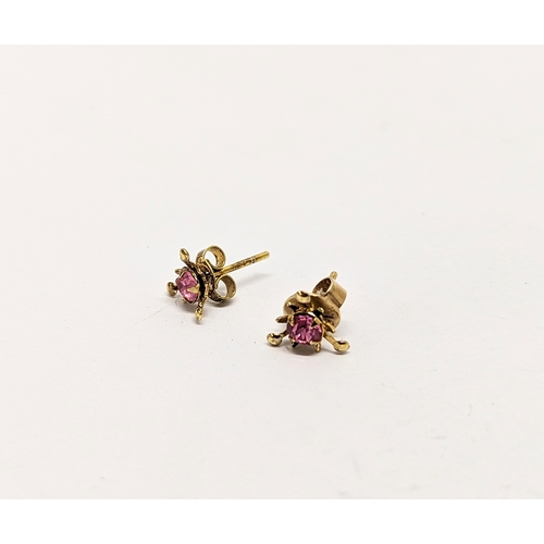 638 - A pair of 9ct gold earrings, 0.8 grams