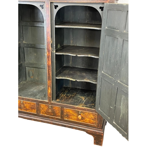 798 - A superb Irish George III pine press, with original scumble paint, 3 drawers and fitted shelves. Geo... 