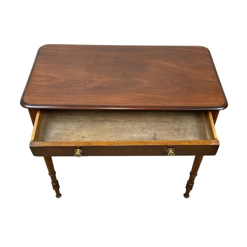 995 - A Victorian mahogany console table with drawer. 80 x 44 x 74cm