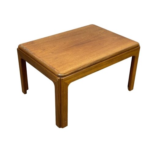 917 - 2 G-Plan Mid Century teak coffee tables, designed by Leslie Dandy. Largest 72 x 72 x 37cm