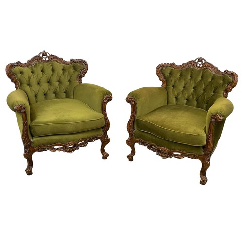 968 - A pair of vintage ornate Italian carved button back armchairs. 90 x 68 x 94.5cm