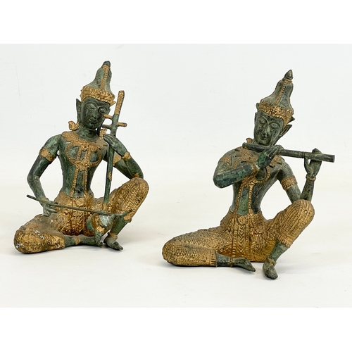 20 - 2 Thai bronze figures. 12x15cm