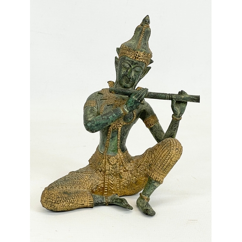 20 - 2 Thai bronze figures. 12x15cm