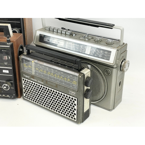 190 - A collection of vintage radios. Hitachi portable radio cassette recorder, VEF Transistor, 2 Selena r... 