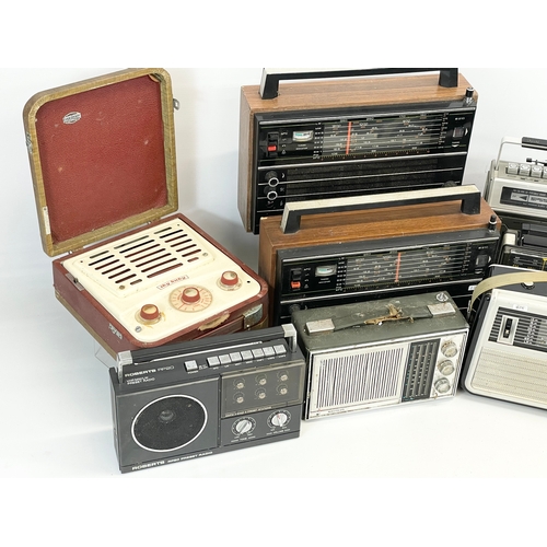 190 - A collection of vintage radios. Hitachi portable radio cassette recorder, VEF Transistor, 2 Selena r... 