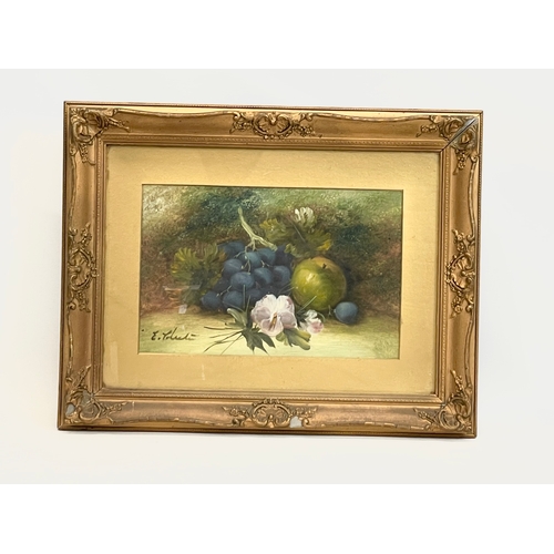 122 - A Still Life oil painting by Evelyn Cheston (1875-1929) in an Edwardian gilt frame. 47x36cm includin... 