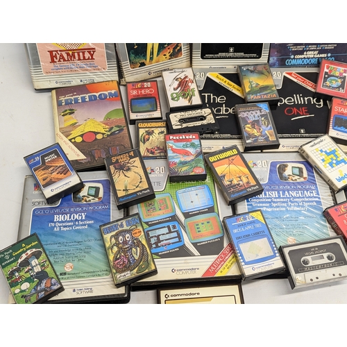 196H - A quantity of vintage Commodore games, etc.