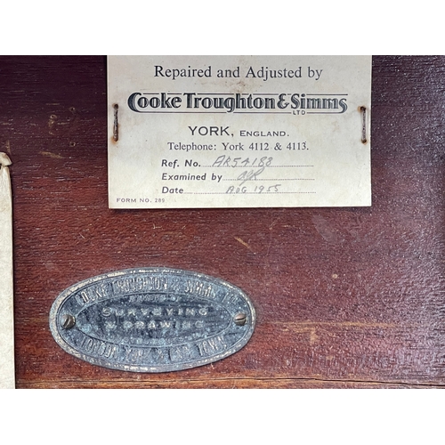 21 - A Cooke Troughton & Simms LTD surveyors theodolite reversible level in box. Box measures 43x18x25cm