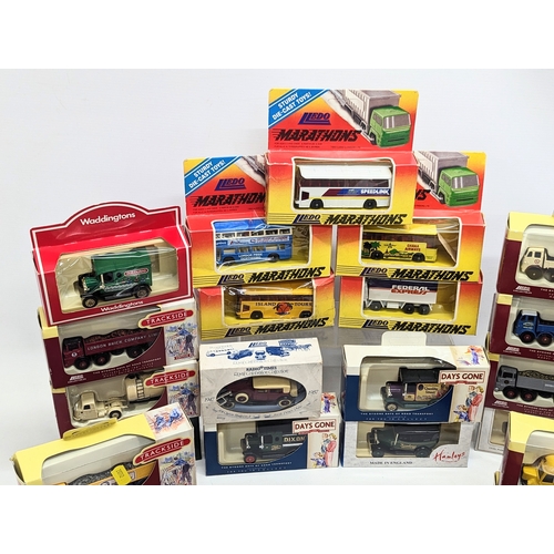 146 - A quantity of collectable model cars and trucks, including Days Gone and Lledo, etc