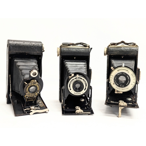 154 - 3 vintage Kodak cameras