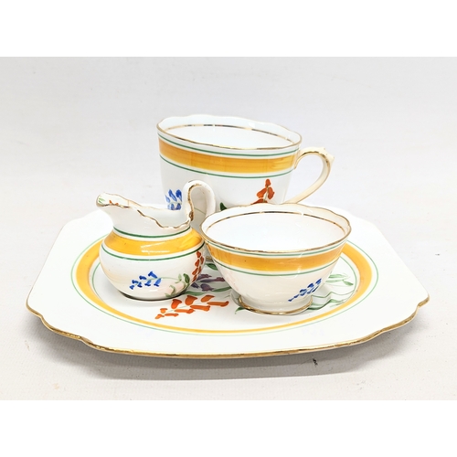 490 - A quantity of teacups and saucers