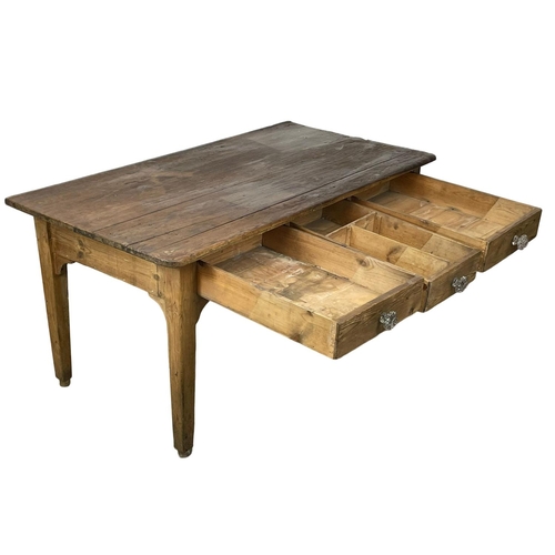 919 - A Victorian pine Farmhouse kitchen table with 3 drawers and Victorian glass handles. 160x87x80cm