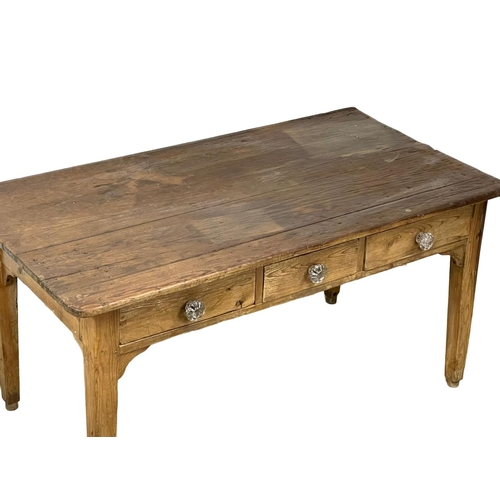 919 - A Victorian pine Farmhouse kitchen table with 3 drawers and Victorian glass handles. 160x87x80cm