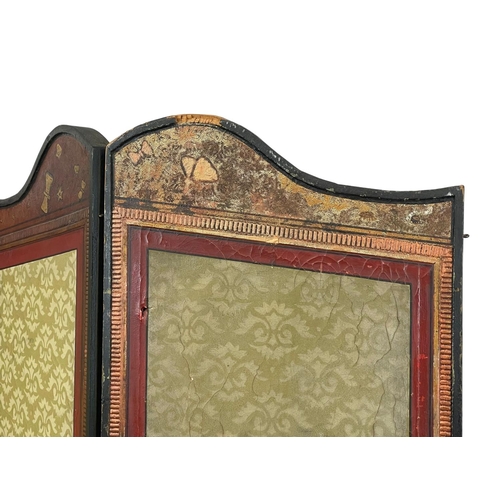 917 - A superb Victorian Decoupage screen. Circa 1870. 167x170cm