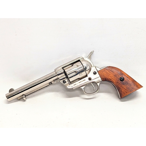 125 - A replica Colt The Peacemaker revolver, with case