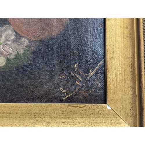 210 - An early 20th century Still Life oil painting signed S. M. 1905, in gilt frame. 48x33cm with frame, ... 