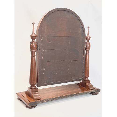 223 - A large Victorian mahogany dressing mirror. 75x28x81cm