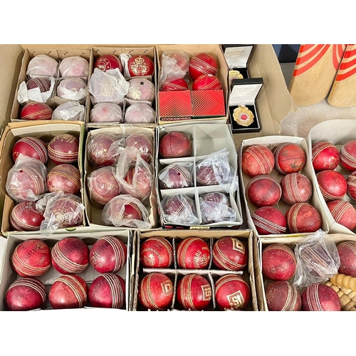 190I - A large collection of cricket balls and bats. Reader Special County, Readers Super County, Super Tes... 