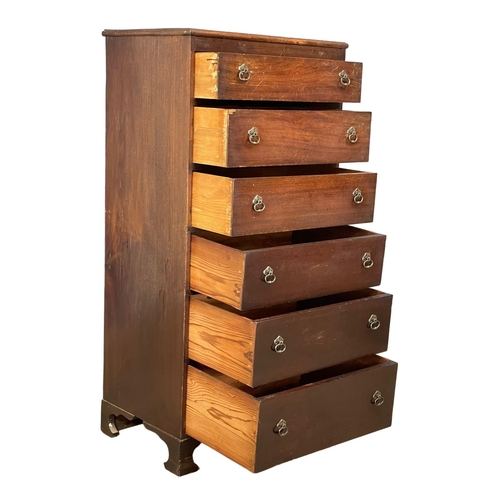 261 - A tall early 20th century mahogany chest of drawers. Circa 1920. 66x46.5x136cm