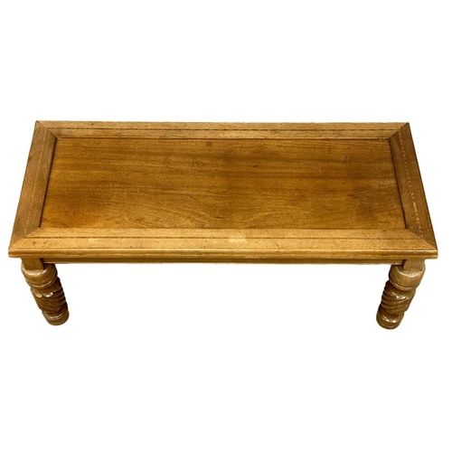 373B - An inlaid coffee table. 94x40x38cm