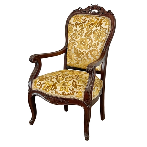 916 - A late Victorian mahogany armchair. 59x50x103cm